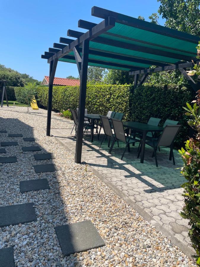 זאטון Apartments Sunny Estate מראה חיצוני תמונה