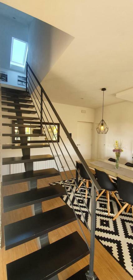 זאטון Apartments Sunny Estate מראה חיצוני תמונה